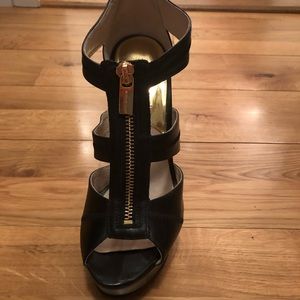 Michael Kors Berkley Platform size 7